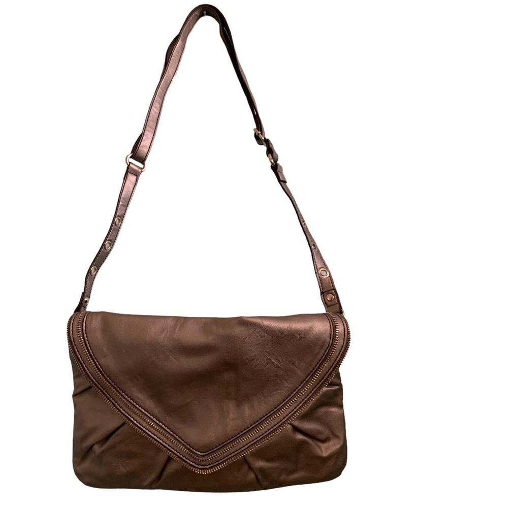 5for20 Nine & Co. silver clutch bag